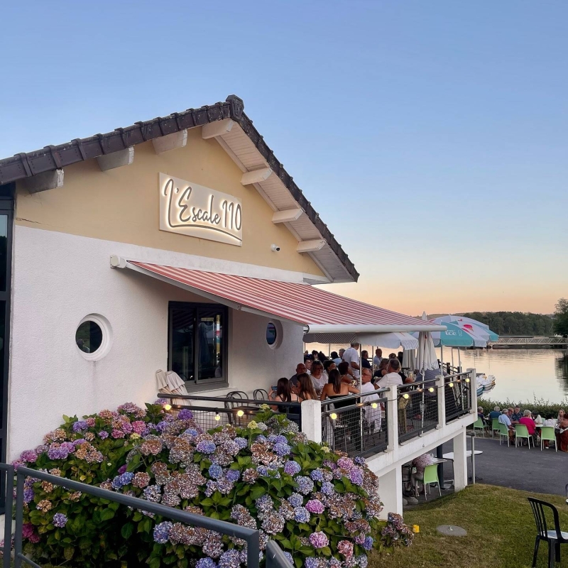 Le restaurant - L'Escale 110 - restaurant PEYRAT-LE-CHATEAU - bon restaurant PEYRAT-LE-CHATEAU